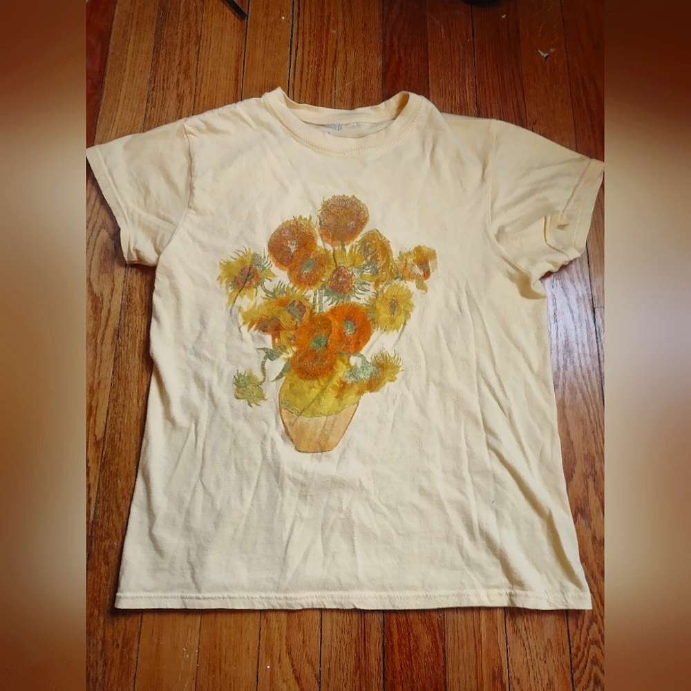 3 for $23 tops!! NWOT Women's Sunflower Tee, Size Small